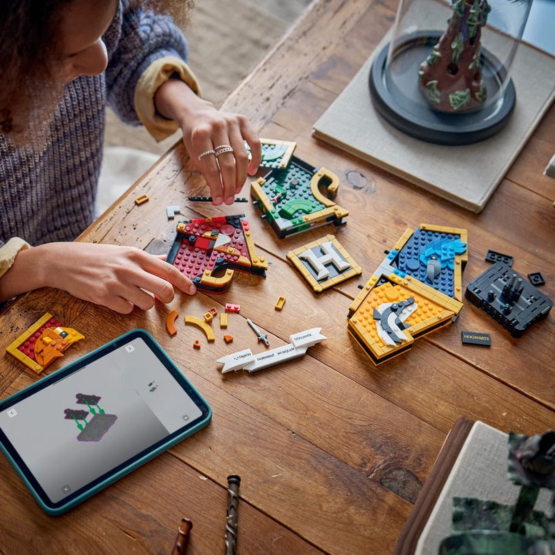 Đồ Chơi Lắp Ráp Phù Hiệu Các Nhà Hogwarts™ LEGO HARRY POTTER 76462 (545 chi tiết) - ảnh 6